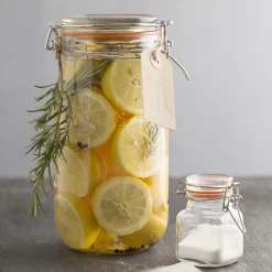 Kilner Swing Top Round Glass Jar | 3L 7 Kilner Swing Top Round Glass Jar | 3L -Le Creuset shop 3ljar3