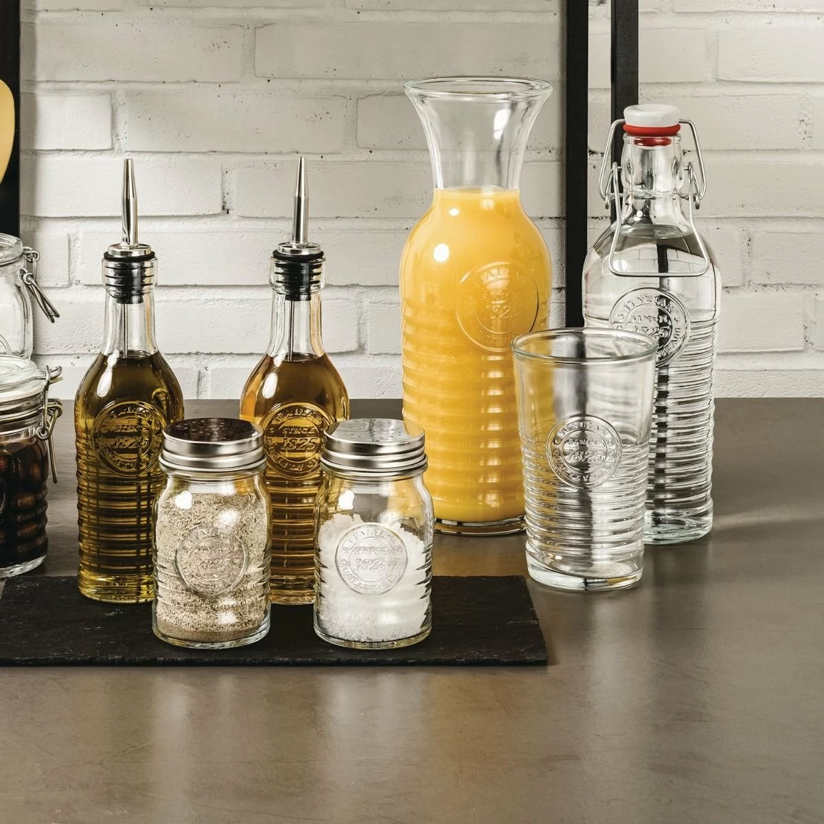 Bormioli Rocco Officina 1825 Clear Bottle With Swing Top - 33.75 Oz 8 Bormioli Rocco Officina 1825 Clear Bottle With Swing Top - 33.75 Oz - Image 6