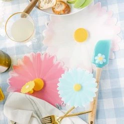 Charles Viancin Silicone Drink Covers | Daisy (Set Of 2 - Aqua & White) -Le Creuset shop daisy covers life 2