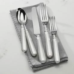 Reed & Barton 5-Piece Place Setting | Danois 8 Reed & Barton 5-Piece Place Setting | Danois -Le Creuset shop danois7