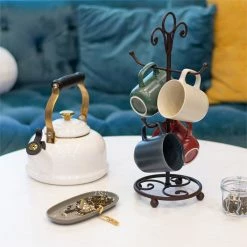 Le Creuset 1.7 Qt. Whistling Kettle | Noel (White & Gold) -Le Creuset shop rippled lifestyle squares 0023 dsc0055 4