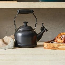 Le Creuset 1.25 Qt. Demi Kettle Tea Pot | Licorice -Le Creuset shop rs12764 200716 deepteallicoricemeringuestoneshelfalt ret